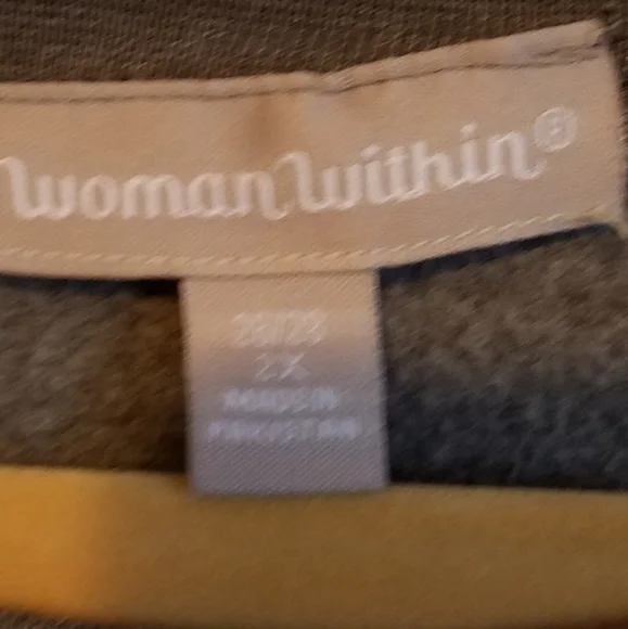 Womans plus sweatshirt - Picture 2 of 2